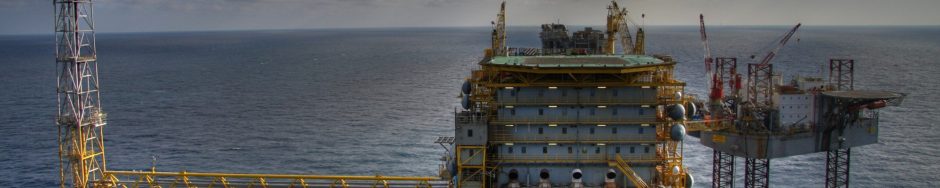 The Importance of Communication Equipment in Oil Rigs and Drilling